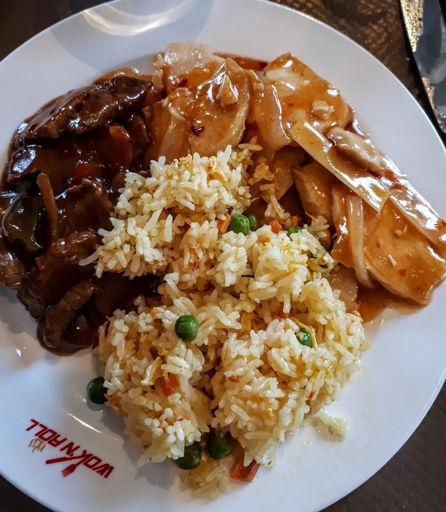 Mélange Bœuf Sauce Piquante Poulet Sauce d'Auray Riz Curry